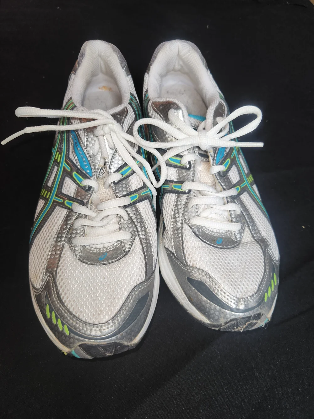 ASICS Gel-Kayano Running Shoes - White with Silver & Blue Accents